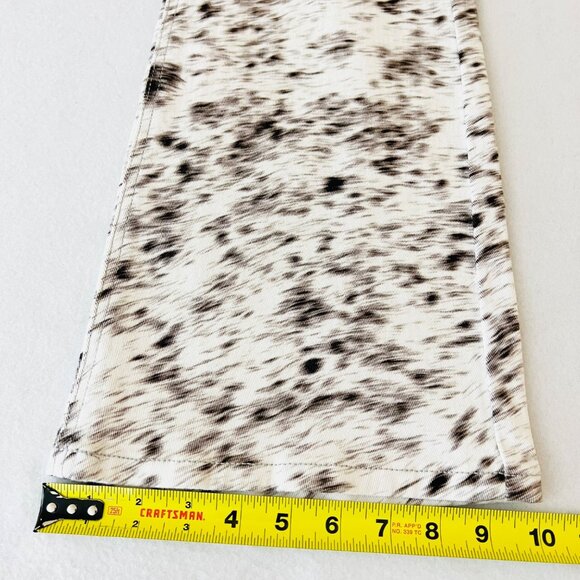 NWT Forever 21 Women's Brown & White Animal Print Flared Jeans Mid Rise Size 26 - Picture 11 of 14